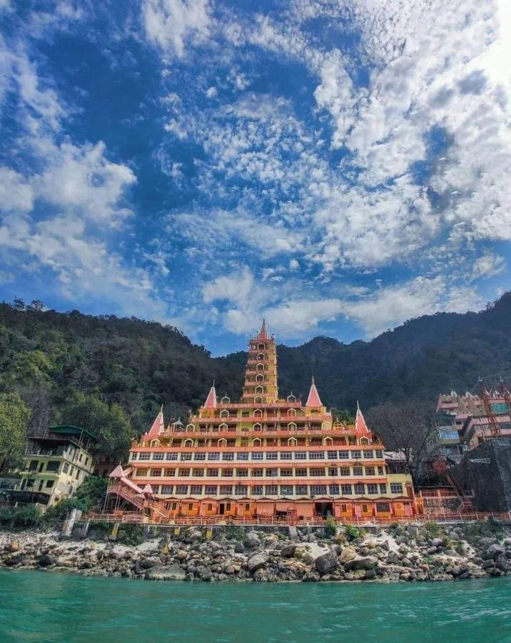 The Royal Galaxy Hotel Rishīkesh Екстериор снимка